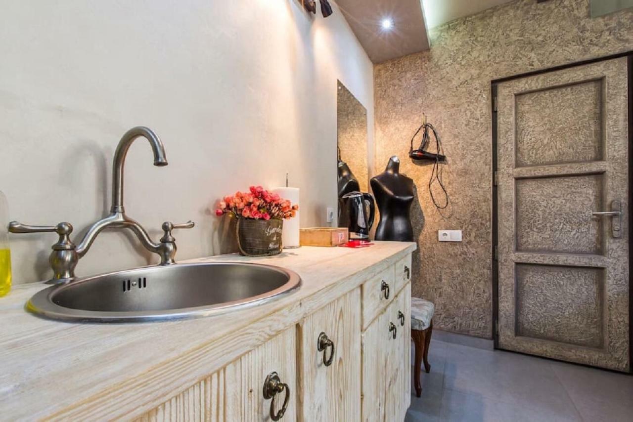 Nice Room Duplex Tbilisi Bagian luar foto